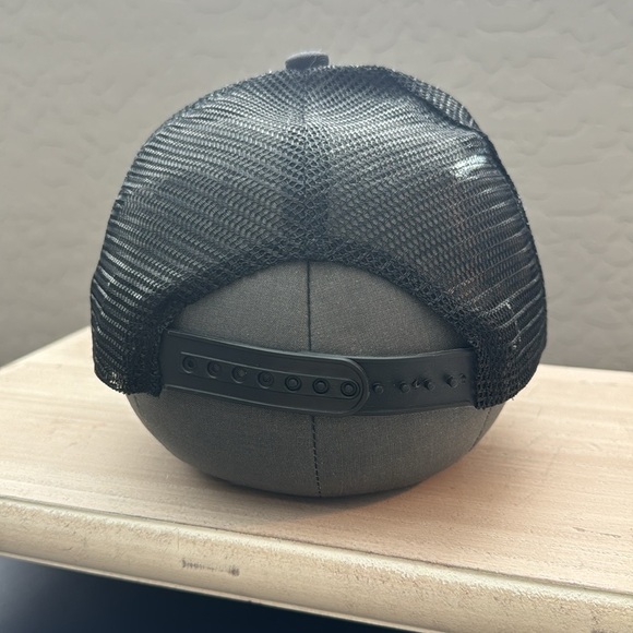 NWOT Women’s trucker hat with pink stitching for the thrifting enthusiast - Picture 2 of 3